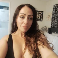 GoldnWaters's Profile Pic