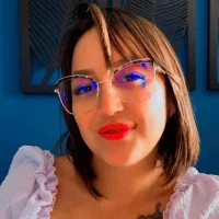 anne_lucia's Profile Pic