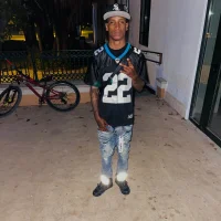 תמונת פרופיל של Robercito420