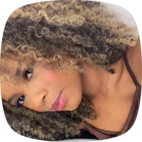 Adhara_Velvet's Avatar Pic