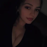 תמונת פרופיל של nikkijones420