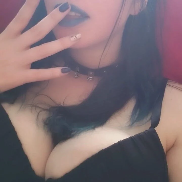 anni_dark