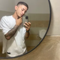 Alexlex1's Profile Pic