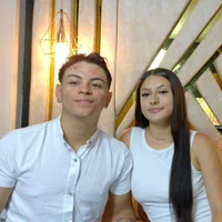 รูปโปรไฟล์ของ MILYcloeANDjames