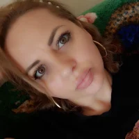 Lunaella's Profile Pic