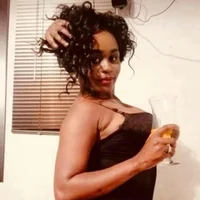 MelaniBbe   的个人资料图片