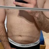 love-boyyy's Avatar Photo