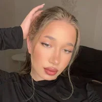 JanellSanschagrin's Avatar Pic