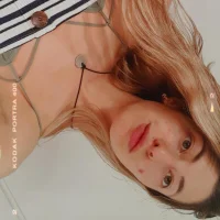 roxxi21's Profile Pic