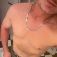 XxXcoupleXxX99's Profile Pic