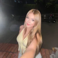 Meggan69_'s Avatar Pic