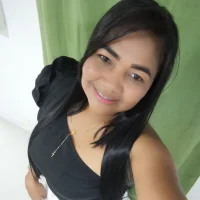Amber_lo's Profile Pic