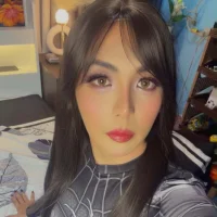Queensscarlet's Avatar Pic