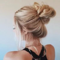 June_Fisher 的个人资料图片