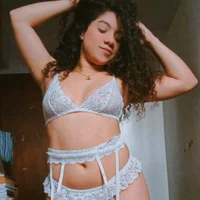 curly_ris's Profile Pic
