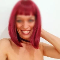 Gambar Profil Victoria_Brown1