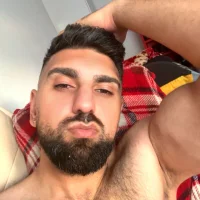 HandsomeHung1's Avatar Pic