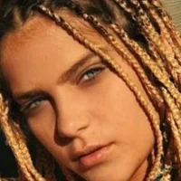 madeira's Profile Pic