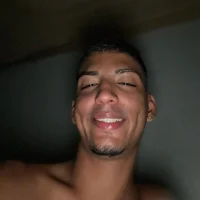 Mandingo88z's Offline Chat Room