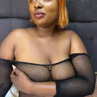 TallVelvetDiva's Avatar Pic