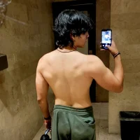 Leonsk19's Profile Pic