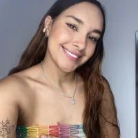 anahyst's Profile Pic