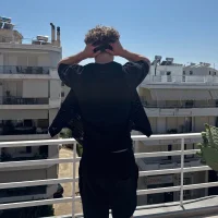 Prinzlouis19 的個人資料圖片