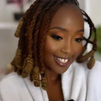 EroticaSwan's Profile Pic