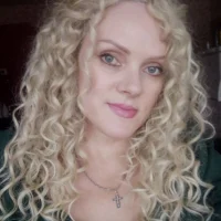 Victoria_Nelsonのアバター写真