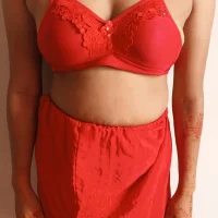 รูปโปรไฟล์ของ Desi-nila