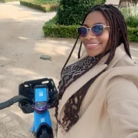 ebony_fantasy2 Adlı Modelin Avatarı