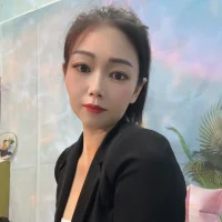 Cassie's Profile Pic