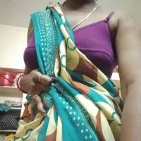 Laxmipriyatamil's Profile Pic