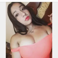 Gambar Profil Angelina_Jones