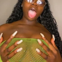 LillShayy 頭像圖片