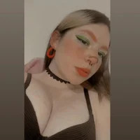 Cherrypie____'s Profile Pic