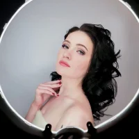 AnnieBell's Profile Pic