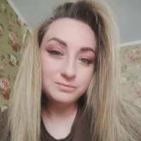Foto do perfil de FoxyAnn12