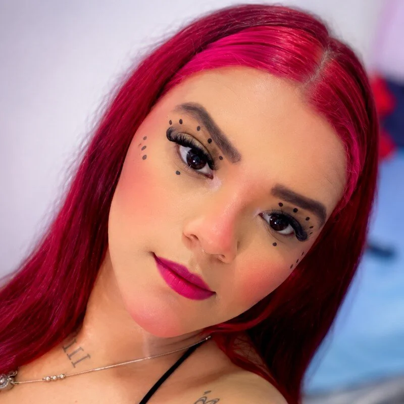 lorena gomezz1 profile photo