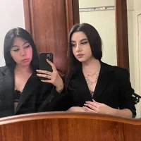 Two_favorite_girlfriends' Avatar Pic