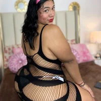 Tasha_Sant