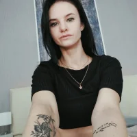 LolaMegan model avatar