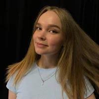 CortneyVacio Φωτ, Προφίλ