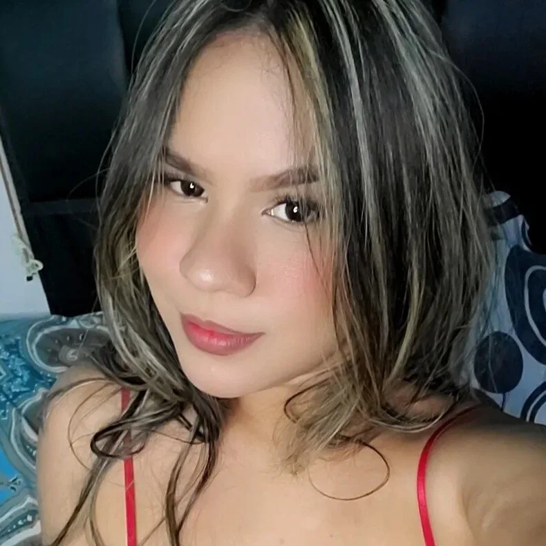 LarissaGaby01 live cam profile