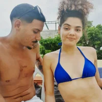 AlphaxNinfa Φωτ, Προφίλ