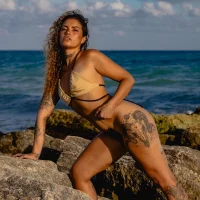 ariiberry's Profile Pic