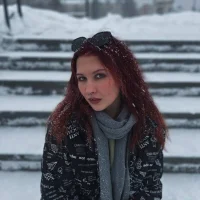 VictoriaShows' Avatar Photo