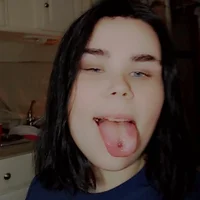 BabyLeeLow  的个人资料图片