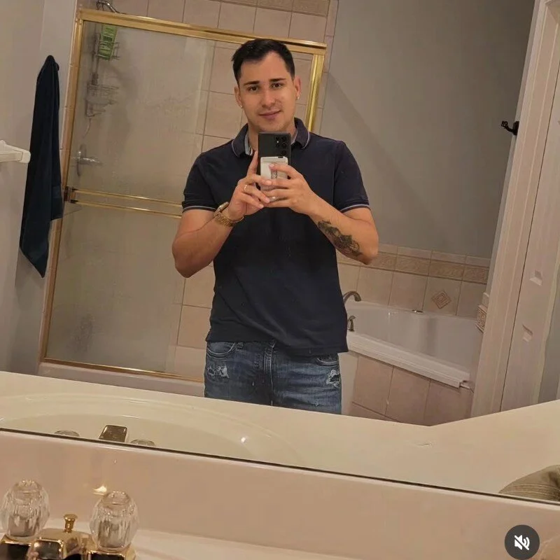 Eeduardo19 profile photo