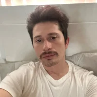 Danielthking's Profile Pic